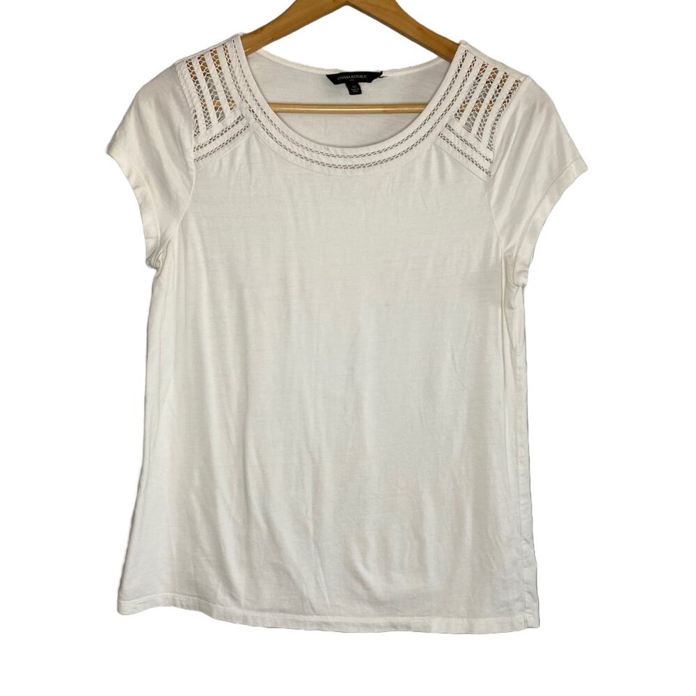 Banana Republic White Lattice Lace Detail Short Sleeve Top